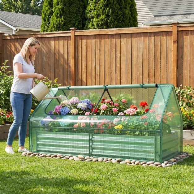 How to Make a Raised Bed for Gardening: A Complete UK DIY Guide