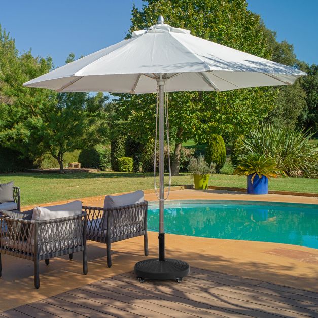 Umbrella Base Buying Guide: Tips for Buying a Perfect One